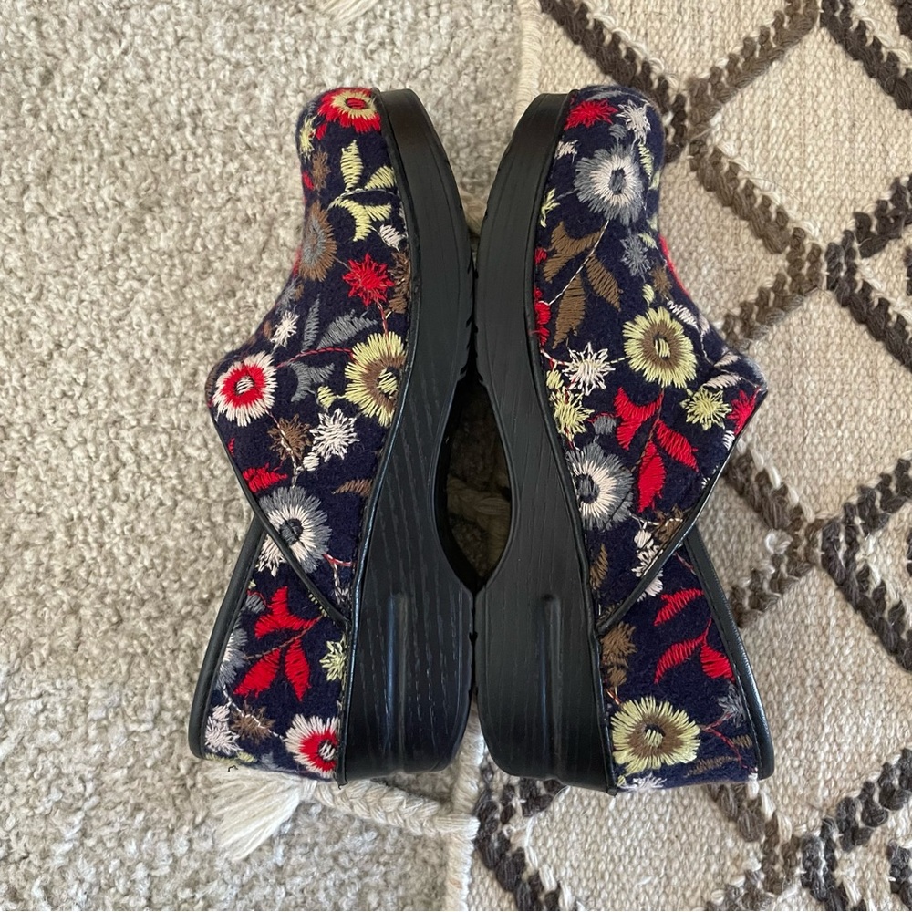 Dansko Floral Embroidered Felt Pro Mules - Picture 7 of 10